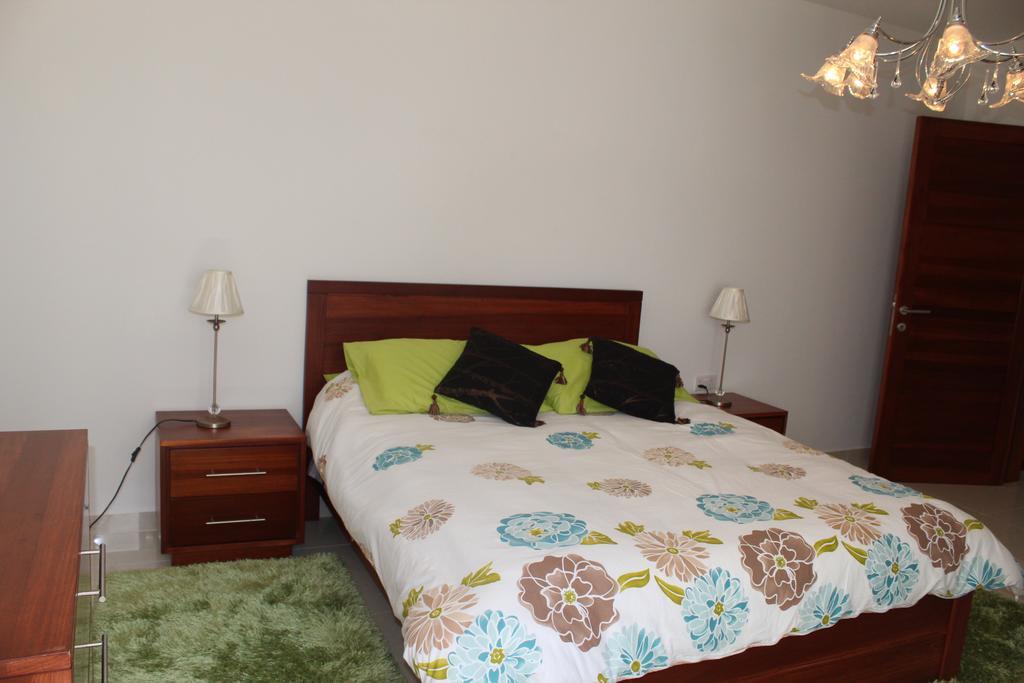 Aurora Apartment Mellieha Bagian luar foto