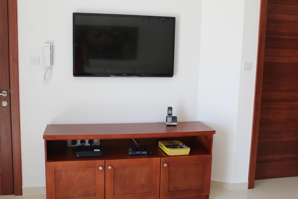 Aurora Apartment Mellieha Bagian luar foto