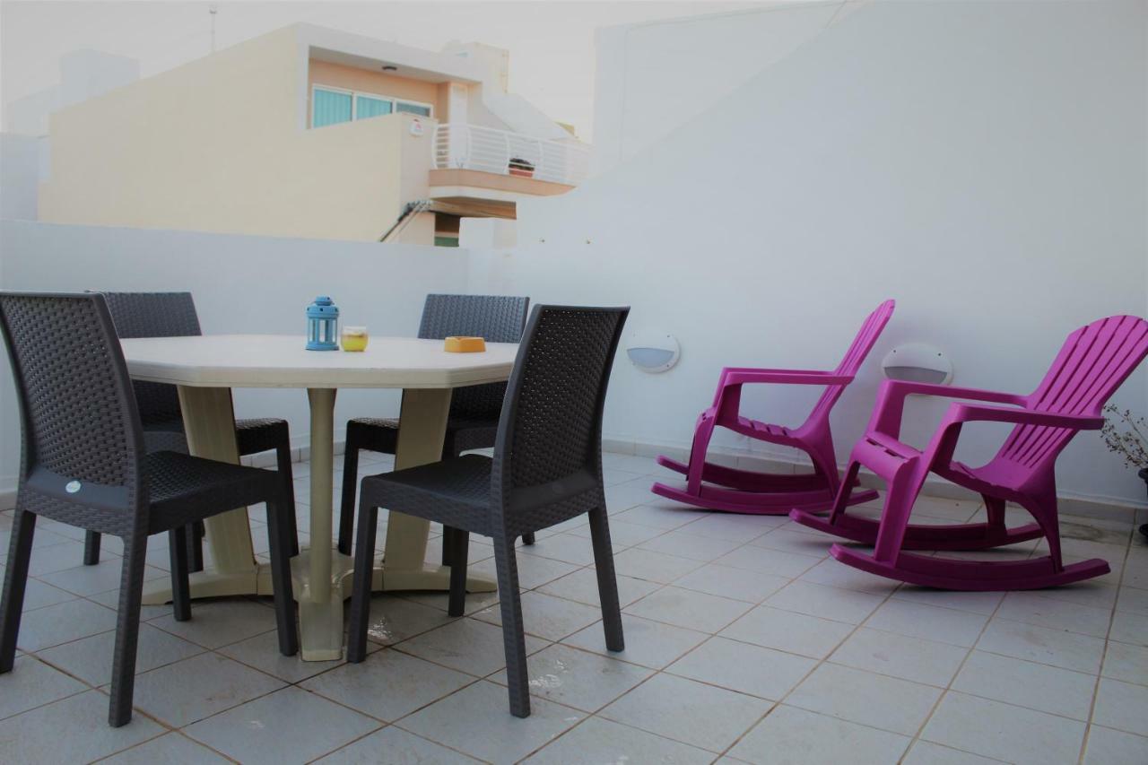 Aurora Apartment Mellieha Bagian luar foto