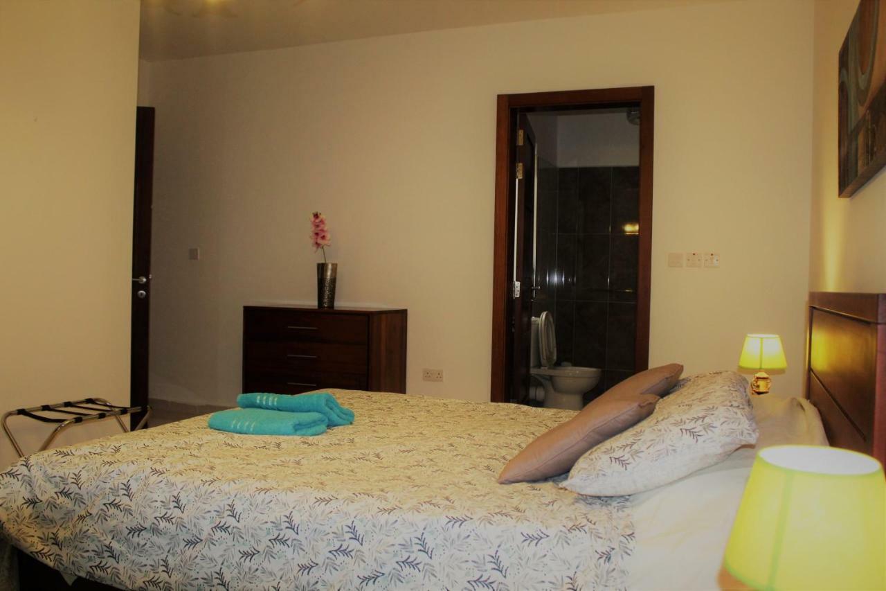 Aurora Apartment Mellieha Bagian luar foto