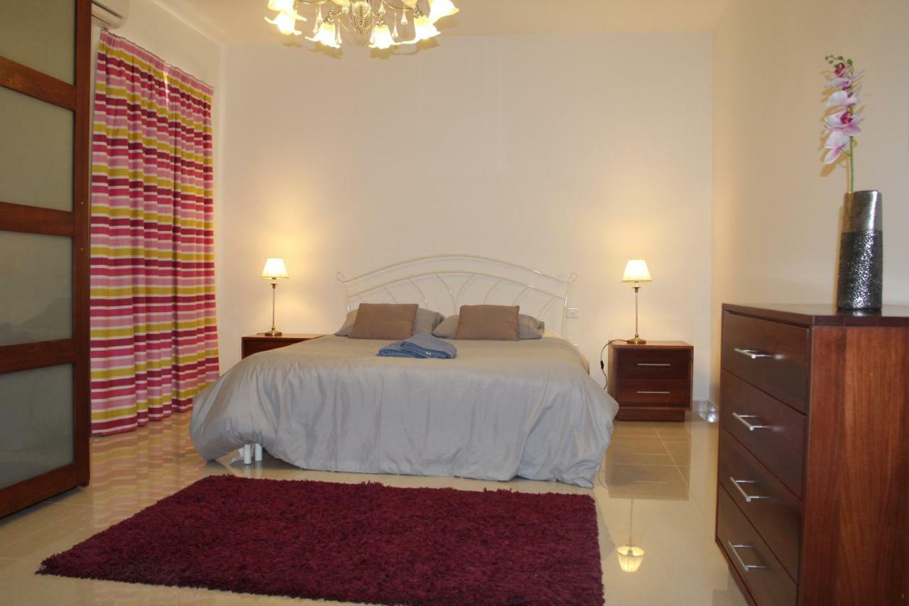 Aurora Apartment Mellieha Bagian luar foto